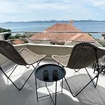 Apartment Beachfront Petar