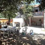 Drevene Kucice U Kempu Renata I Nina