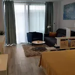 Maria, Modern Studio Apartment With Private Parking