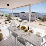 Buqez Eco Resort - Beach Villa 12 - Seaview