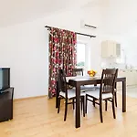 A3-Relax Nice Duplex Apartment Close To The Sunset Beach