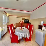 Apartments Romantic And Laguna Mljet