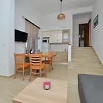 Croliday Apartment Nin Ivica