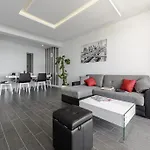 Apartment Lavilla
