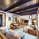 Tennis Townhome 1323