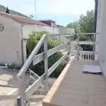 Apartment In Starigrad-Paklenica 41710
