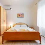 Holiday Home Vila Rosales