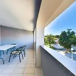 Beautiful Apartment Leut -Near Queen Beach