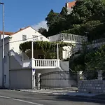 Cetinic Apartment