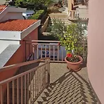 Apartment Pink In Starigrad Paklenica Only 200 M From The Sea