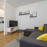 Apartment Emaro