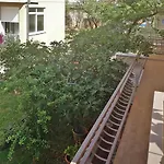 Apartment Pink In Starigrad Paklenica Only 200 M From The Sea