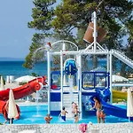 Salve Croatia Mobile Homes In Zaton Holiday Resort