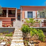 Nice Home In Sokolic With Wifi