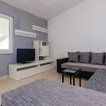 Gorgeous Apartment In Hodilje With House Sea View