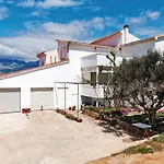Apartment Razanac 07