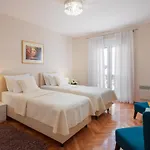 Exclusive Center Apartments