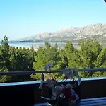 Apartment In Rovanjska, Comfortable And Close To The Beach