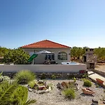 Nice Home In Vela Luka With House Sea View