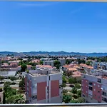 Jadran Apartment With Balcony And Parking Garage