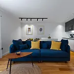 Apartment Old Town Finesse