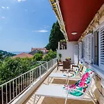 Beautiful Sea View Apartments