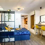 M&P- Lovely 1-Bedroom Condo With Free Parking