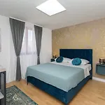 Sapphire Studio Apartment With Free Private Parking