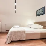 Maritimo Apartment