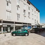 Apartment Double S