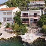 Holiday Home Blace Ponta Planika