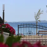 Lanterna Zara Apartman
