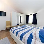 Apartman Lana