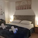 Studio Apartment Calm Nature