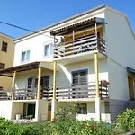 Apartment Dama