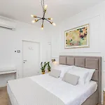 Rooms D&L, Free Parking On-Site