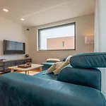 Luxury Apartment Near The Beach 