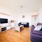 Atila Apartment - Near Center