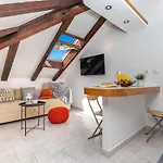 Studio Apartments Old Town Inn And Marko