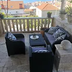 City Center Apartment - Terrace & Possible Parking