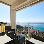 Iris Sea View Apartment - Free Beach Parking