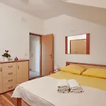 Apartments Insula