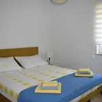 Apartment Vapor