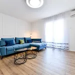 Deluxe Apartment Soline