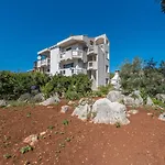 Stedi Apartment