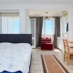 Studio Apartment Tarik