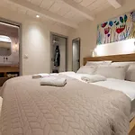 Superior Room Gabriela