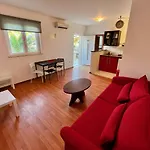 Apartments Toni - Slano