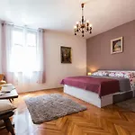 Drago 2Br Apt. In Old Town