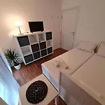 Apartmani Lovre I Zara